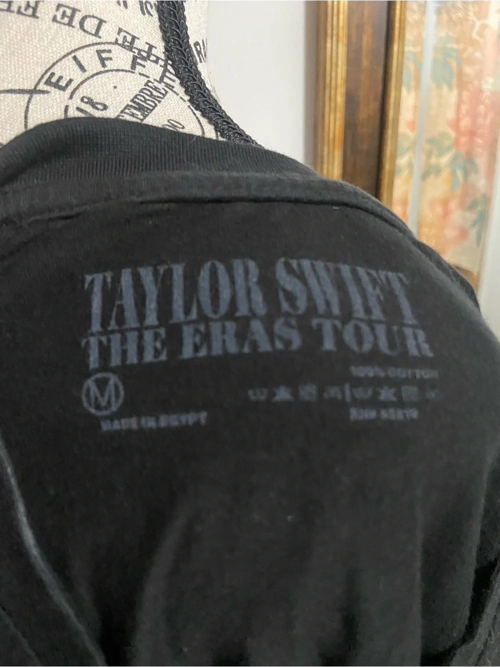 Taylor Swift Black Eras Tour Graphic Tee - Picture 4 of 4